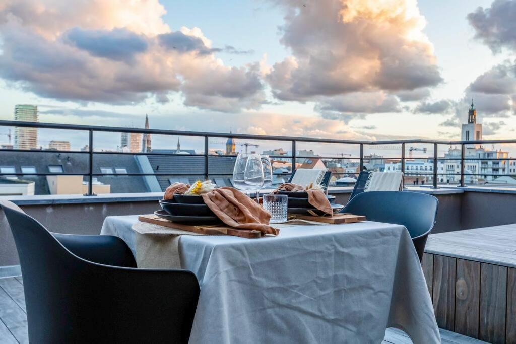 Love Nest - Your Cosy Penthouse Ostende Exterior foto