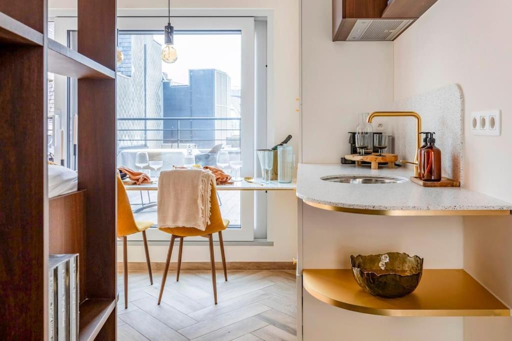 Love Nest - Your Cosy Penthouse Ostende Exterior foto