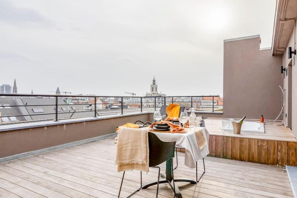 Love Nest - Your Cosy Penthouse Ostende Exterior foto